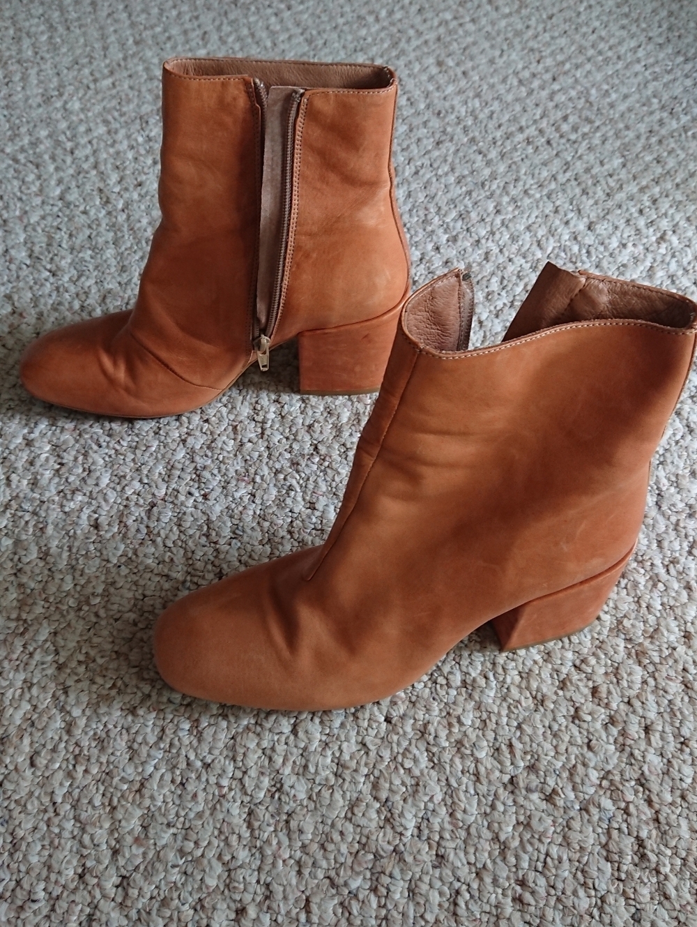 Free People Nicola leather ankle boots in sand color size 8